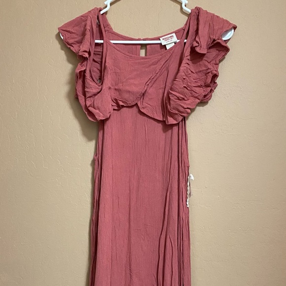 Cold shoulder midi dress - Picture 1 of 4